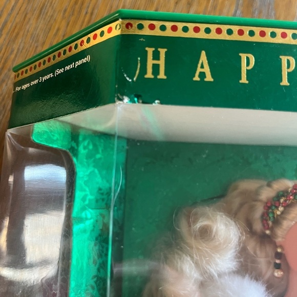 NIB Mattel Barbie Holiday Special 1994 Elegant Gold and White Doll in Box - Picture 10 of 10